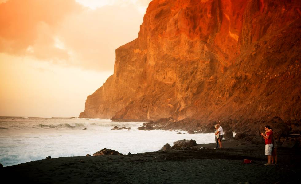 Diez playas de las Islas Canarias que merecen un viaje