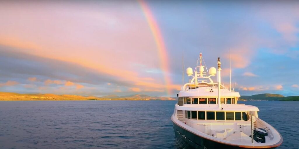 Debajo de la cubierta Med: Por qué los fanáticos creen que el programa ha saltado al tiburón