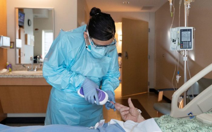 EU supera 600 mil muertes por Covid-19 mientras tasa de vacunación se desacelera