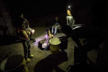 Escenas del apagón en Caracas, Venezuela que dejó a millones de personas sin electricidad durante 5 días, en marzo de 2019.