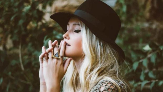 Los tintes de pelo que amarás porque restan años a tu rostro