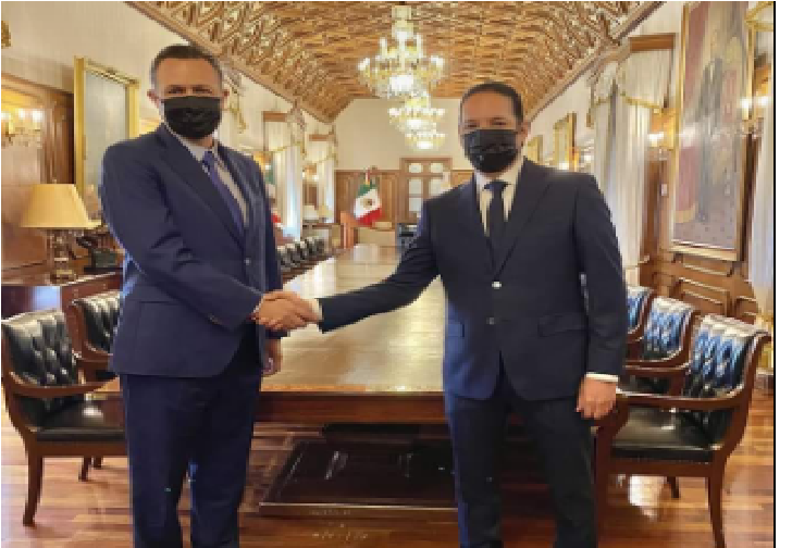 Pancho Domínguez daría 2 noticias; anunciará buscar dirigencia del PAN Querétaro entra a Semáforo Verde