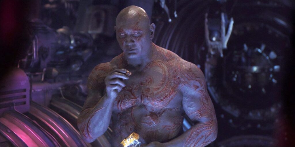 Por qué Drax de Guardianes de la Galaxia es gris en lugar de verde