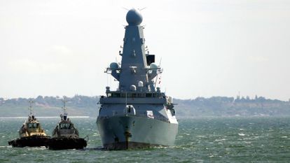 El 'HMS Defender', de la Armada Real británica, llega al puerto de Odessa el pasado 18 de junio