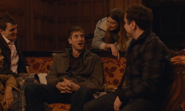 Revisión de Tribeca: Todos mis amigos me odian abordan la ansiedad social en la comedia oscura