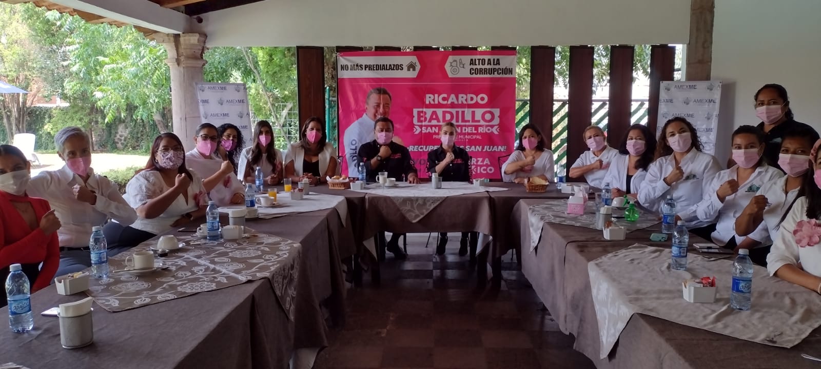 Ricardo Badillo ofrece apoyar a las mujeres emprendedoras de San Juan del Río