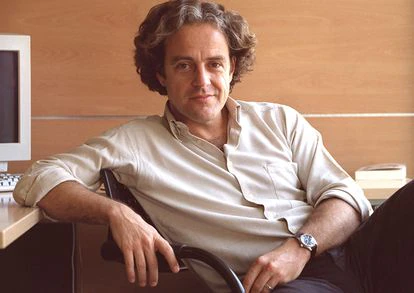 El escritor argentino Juan Forn, en entrevista en Madrid en 2002.