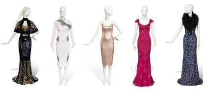 Cinco vestidos de Nicole Kidman vendidos por entre 9.500 y 7.000 euros. El primero lo llevó en los Oscar de 2013; el segundo es ecológico estaba inspirado en 'My Fair Lady'; el tercero fue el primero de L'Wren Scott sobre una alfombra roja (Roma, 2006); el cuarto lo llevó Kidman a unos premios de la música 'country' en Nashville en 2009; el quinto en Cannes en 2013.