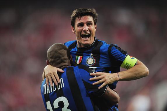 Zanetti se coronó campeón de Europa con el Inter en el Santiago Bernabéu