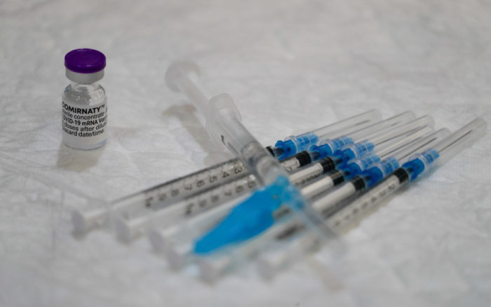 Los 27 aprueban eliminar IVA de bienes y servicios que la UE distribuya para combatir la pandemia