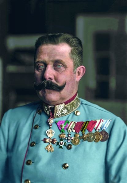 El archiduque Francisco Fernando, herederos del imperio austrohúngaro asesinado en Sarajevo, en un retrato coloreado del libro 'El color del tiempo'.