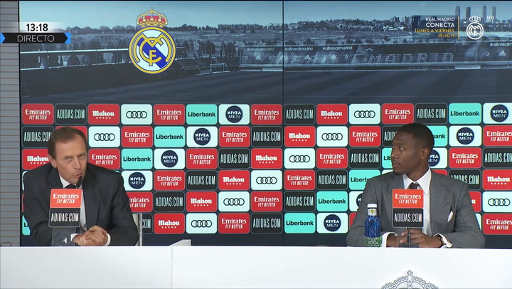 Rueda de prensa del nuevo jugador del Real Madrid David Alaba Rueda de prensa del nuevo jugador del Real Madrid David Alaba