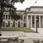 Fachada del Museo del Prado, junto al Paseo del Prado en Madrid.