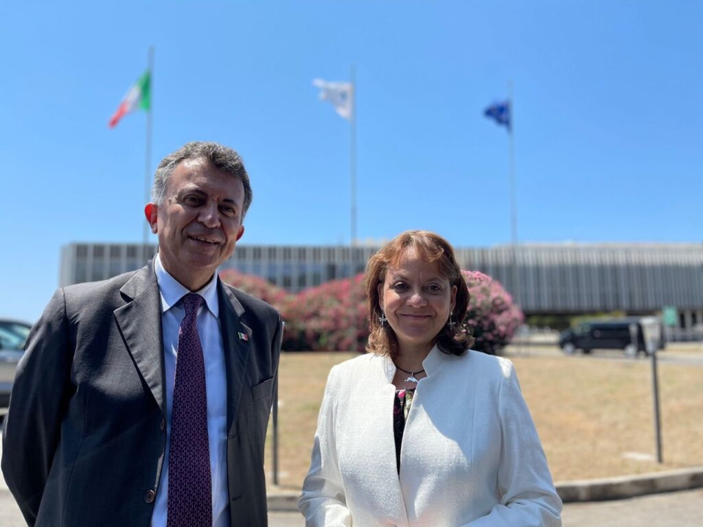 Busca México producir vacuna italiana contra Covid-19; tiene 99% de eficacia: SRE