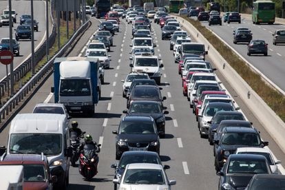 Atasco en la autovía A2 en Madrid.