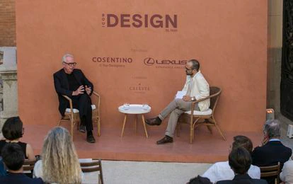 Un momento de la conversación entre el arquitecto británico David Chipperfield y Daniel García, director de ICON.