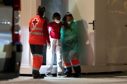 Llegada a Tenerife de los supervivientes rescatados por el 'Cape Taweelah' el pasado 1 de julio.