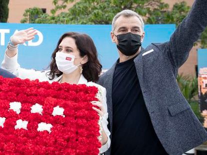 Toni Cantó con la presidencia de la Comunidad de Madrid, Isabel Diaz Ayuso.