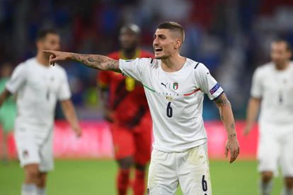 Verratti da órdenes a sus compañeros durante el duelo ante Bélgica.
