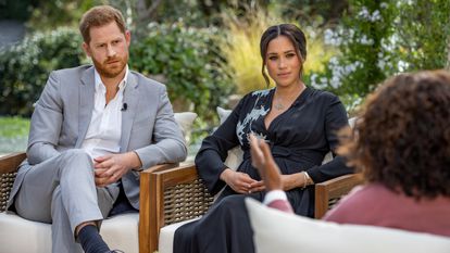 Enrique y Meghan, duques de Sussex, en su entrevista con Oprah Winfrey.