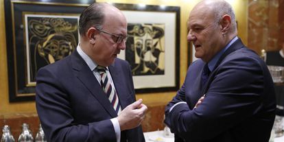 José maría Roldán, presidente de la AEB, y José María Méndez, director general de CECA.