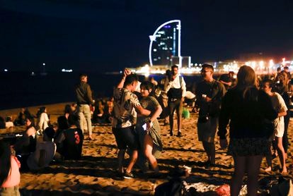 Verbena de Sant Joan. Playa de la Barceloneta.