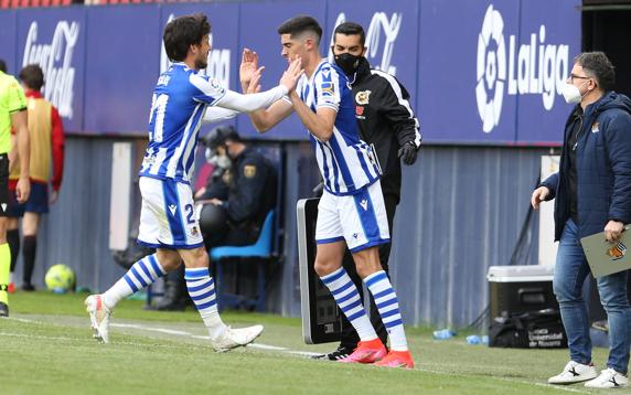 Carlos Fernández sustituye a Silva en El Sadar