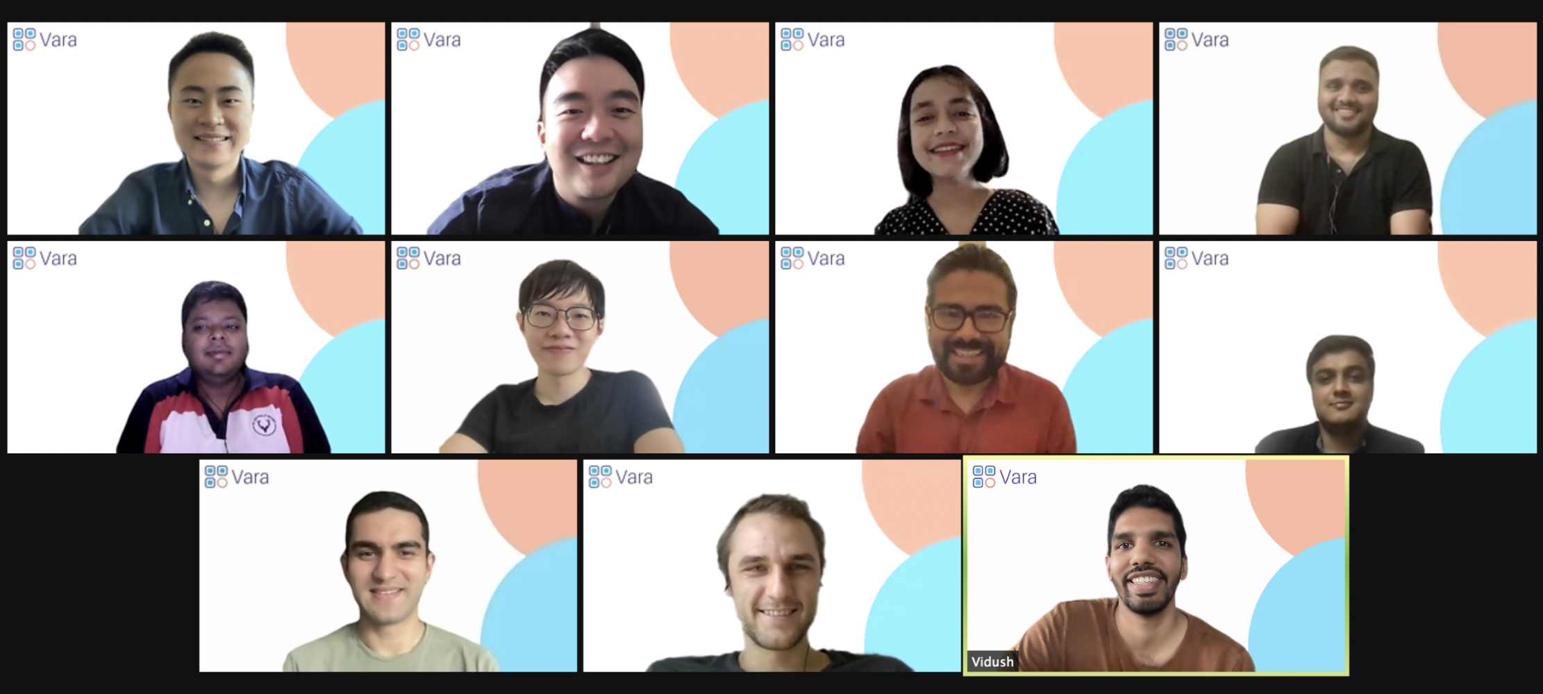 Una captura de pantalla del grupo Zoom del equipo de Vara