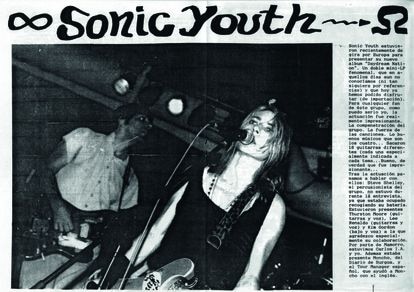 Doble página del fanzine 'Mamorro' (1988).