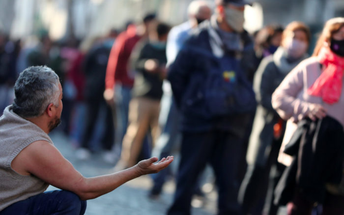 Decenas de miles de argentinos se manifiestan para pedir trabajo