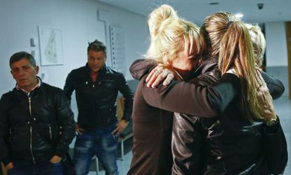 Familiares de las dos víctimas del crimen tras el veredicto.