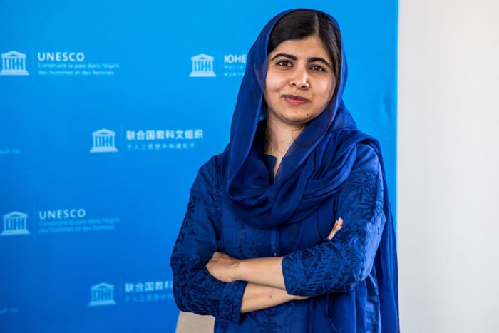 Malala pide a los países que acojan a refugiados afganos tras el avance talibán