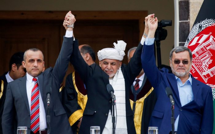 Vicepresidente de Afganistán llama a unirse a la resistencia; “inútil” discutir con Biden sobre retiro de EU, dice