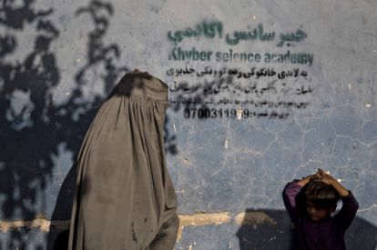Una mujer y su hijo, en Kandahar el 10 de agosto.
