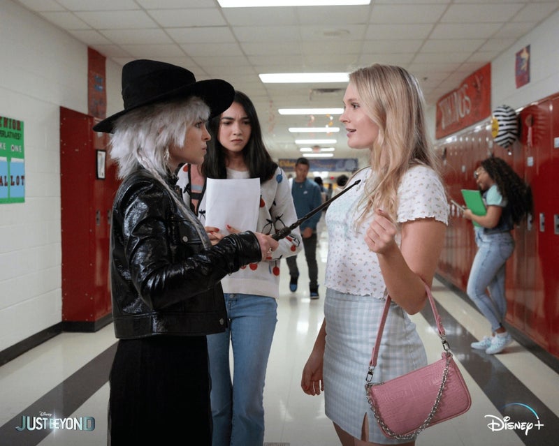 un poco más allá de 3