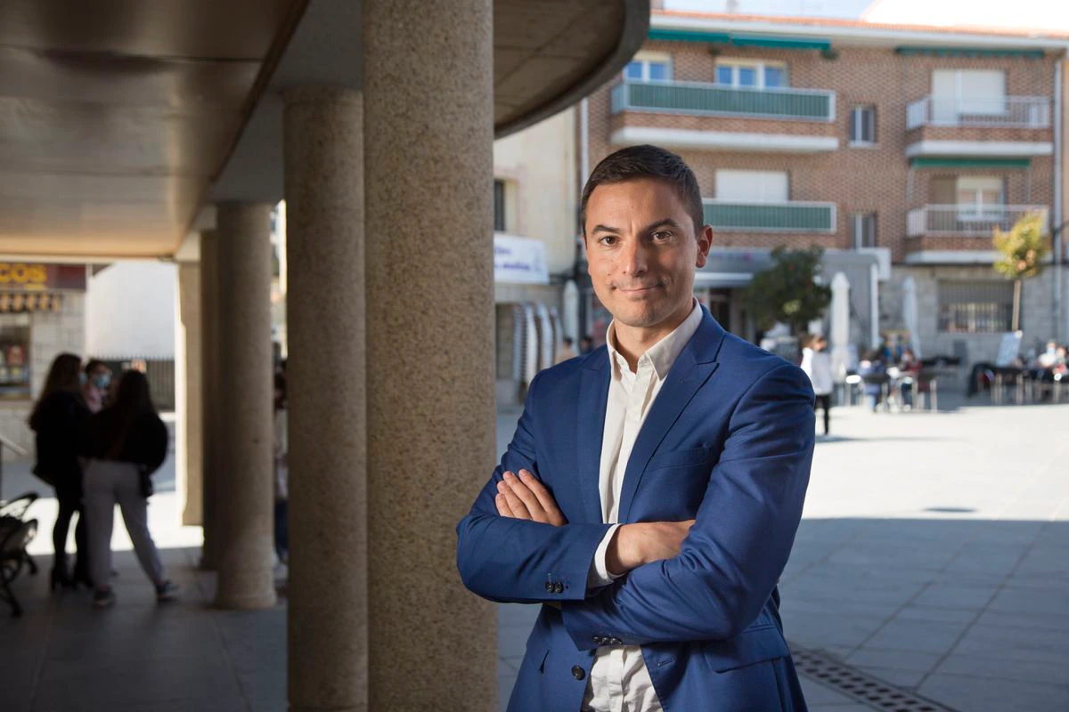 Lobato presentará su candidatura para reactivar el PSOE de Madrid tras el 4-M