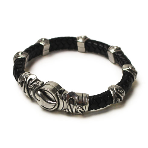 AMLO no llegó a su “mañanera” manifestantes le cierran el paso, “no puedo ser rehén de nadie”