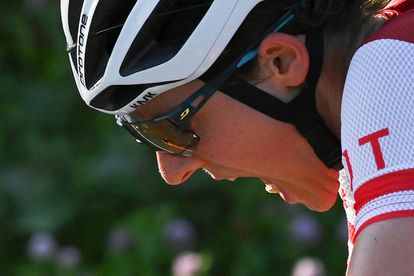 La ciclista y matemática austriaca Anna Kiesenhofer, en la prueba con la que ha ganado la medalla de oro en los Juegos de Tokyo.