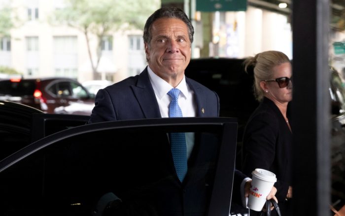 Cuomo evita el ‘impeachment’ al suspenderse la investigación política en su contra