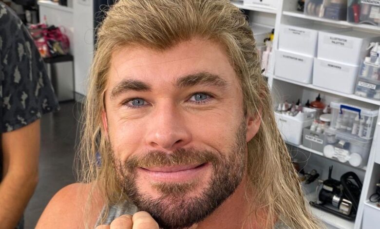 Directores de MCU comparten divertidas publicaciones de Thor BTS para celebrar el cumpleaños de Hemsworth