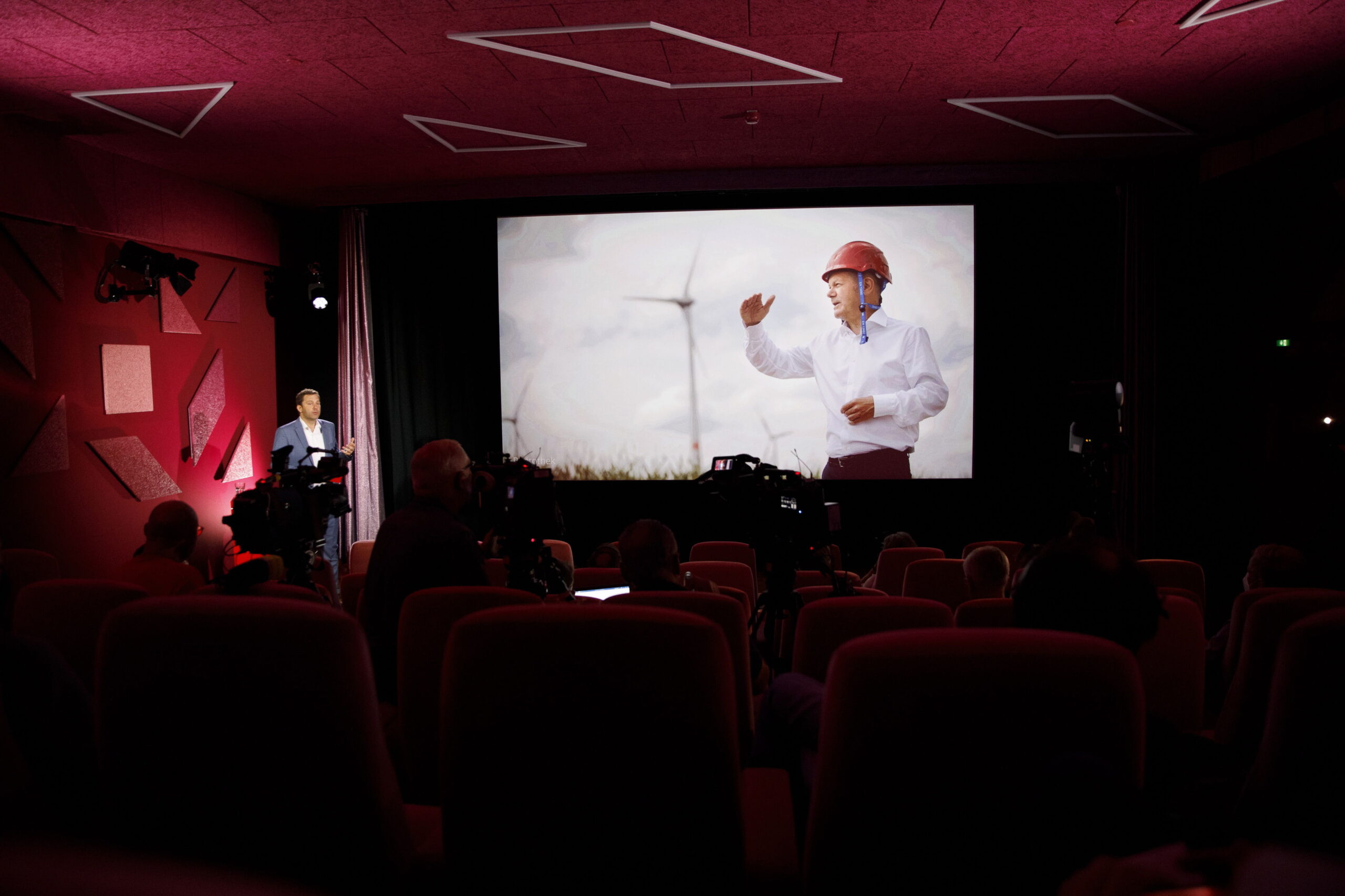 El SPD alemán busca recuperar votos con un programa social y verde