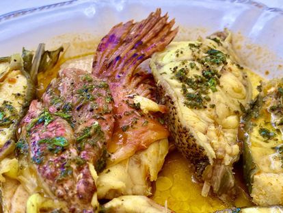 'Bullit de peix' en el restaurante Can Gat. J.C. CAPEL