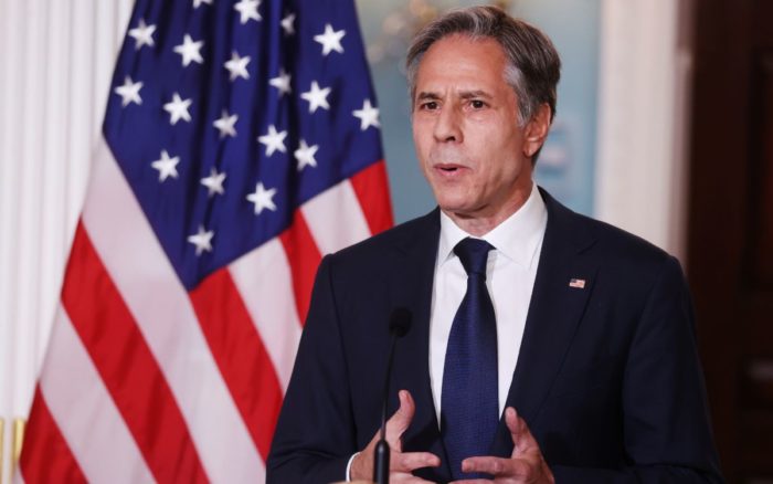 Estados Unidos suspende presencia diplomática en Afganistán y traslada misión a Qatar