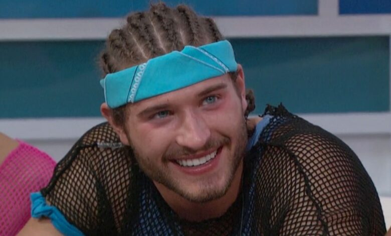Gran Hermano: Christian apoyando a Derek X. Previo al desalojo en vivo