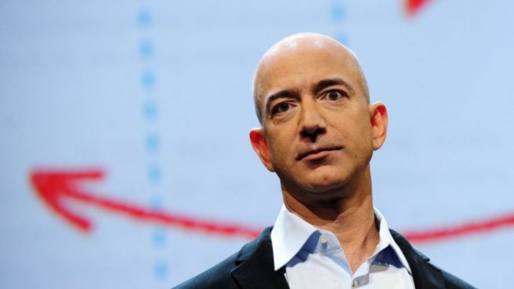 Jeff Bezos pierde el título de “hombre más rico del mundo” por este motivo