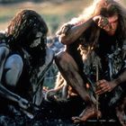 Fotograma de la película En busca del fuego (1981), de Jean-Jacques Annaud