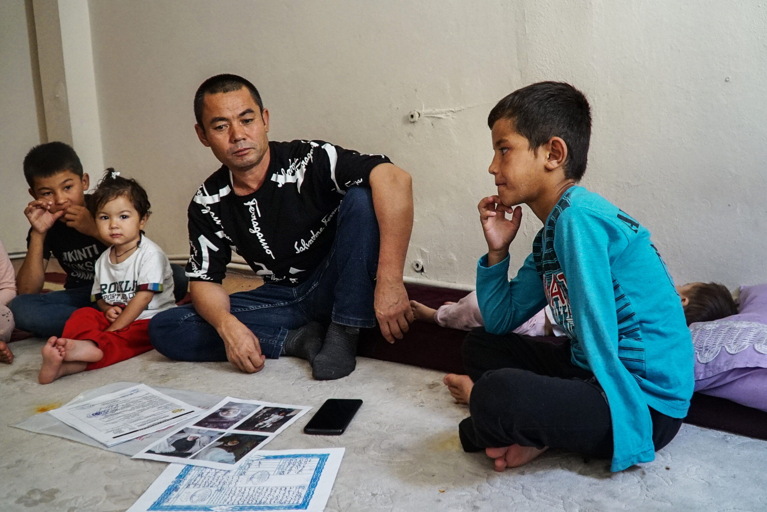 “Los talibanes están sacando a la gente de sus casas por la noche y luego desaparecen”