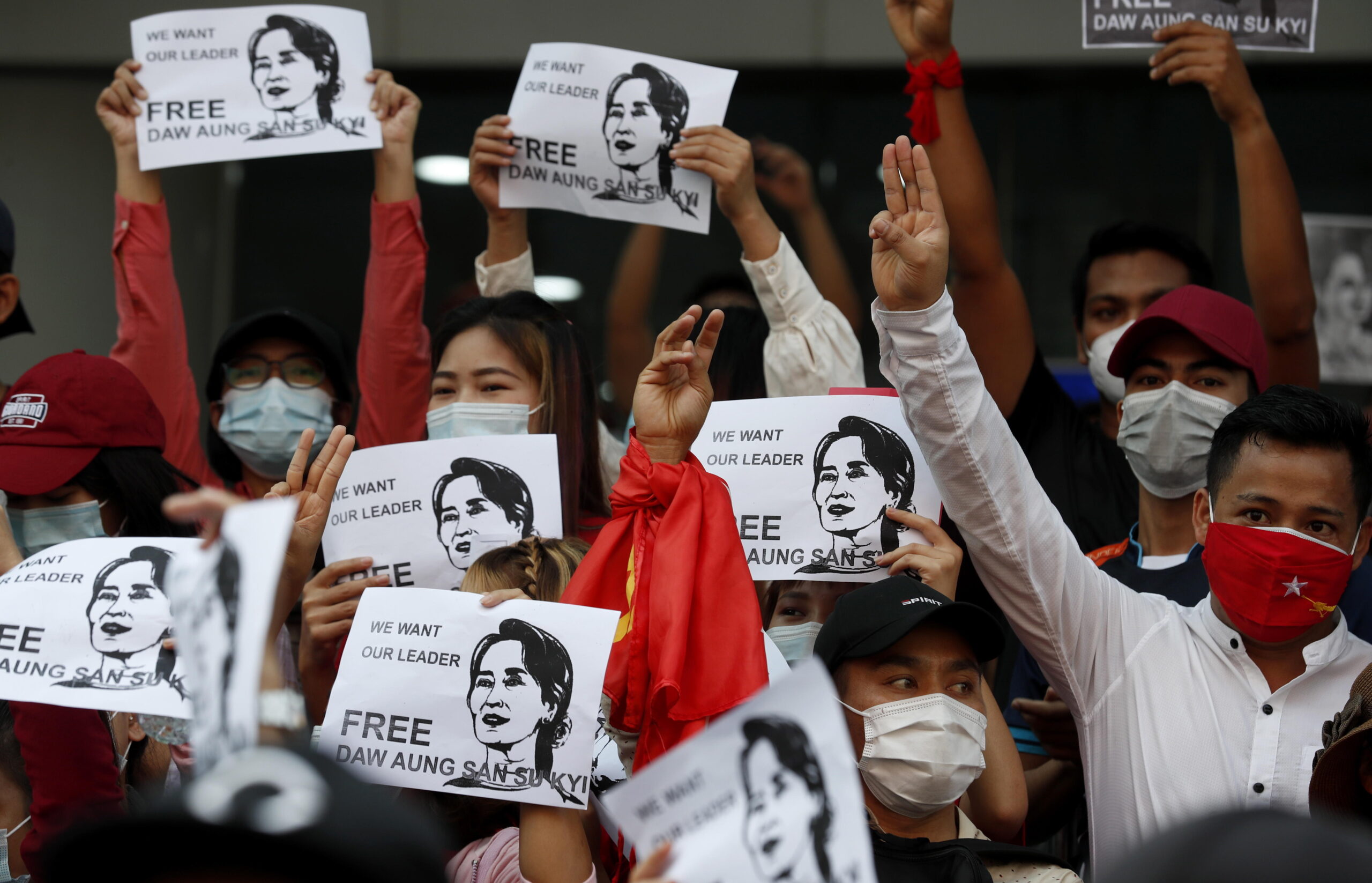 Myanmar se hunde en el caos seis meses después del golpe de Estado