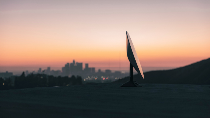 SpaceX adquirirá la startup de conectividad satelital Swarm Technologies