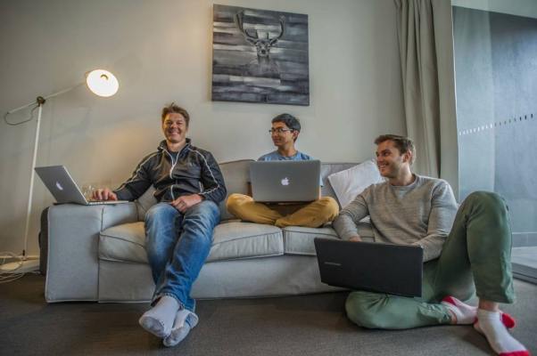 Substack duplica la 'libertad de expresión' sin censura con la adquisición de Letter